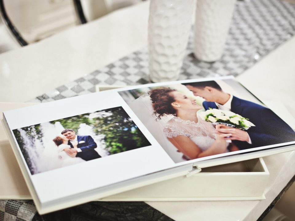 Are Wedding Photo Albums Still A Thing