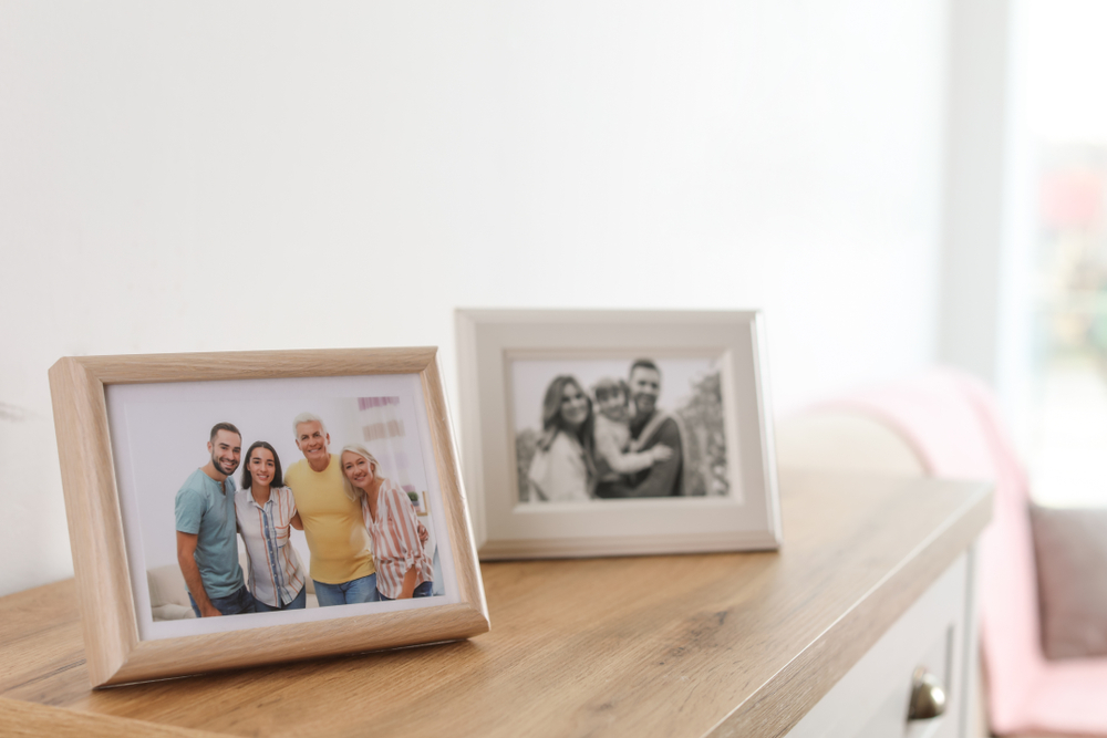 Preserving Old Photos With Photo Frames